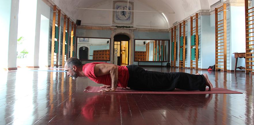 a152c8_61a3f24cf33c4453ae89c3137f19dc1e.jpg_srb_p_882_437_75_22_0.50_1.20_0.00_jpg_srb