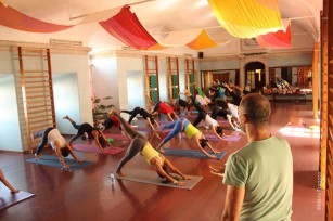 Domingo é tempo de&nbsp;yoga!